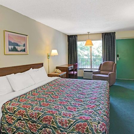 Days Inn By Wyndham Jellico - Tennessee State Line Ngoại thất bức ảnh