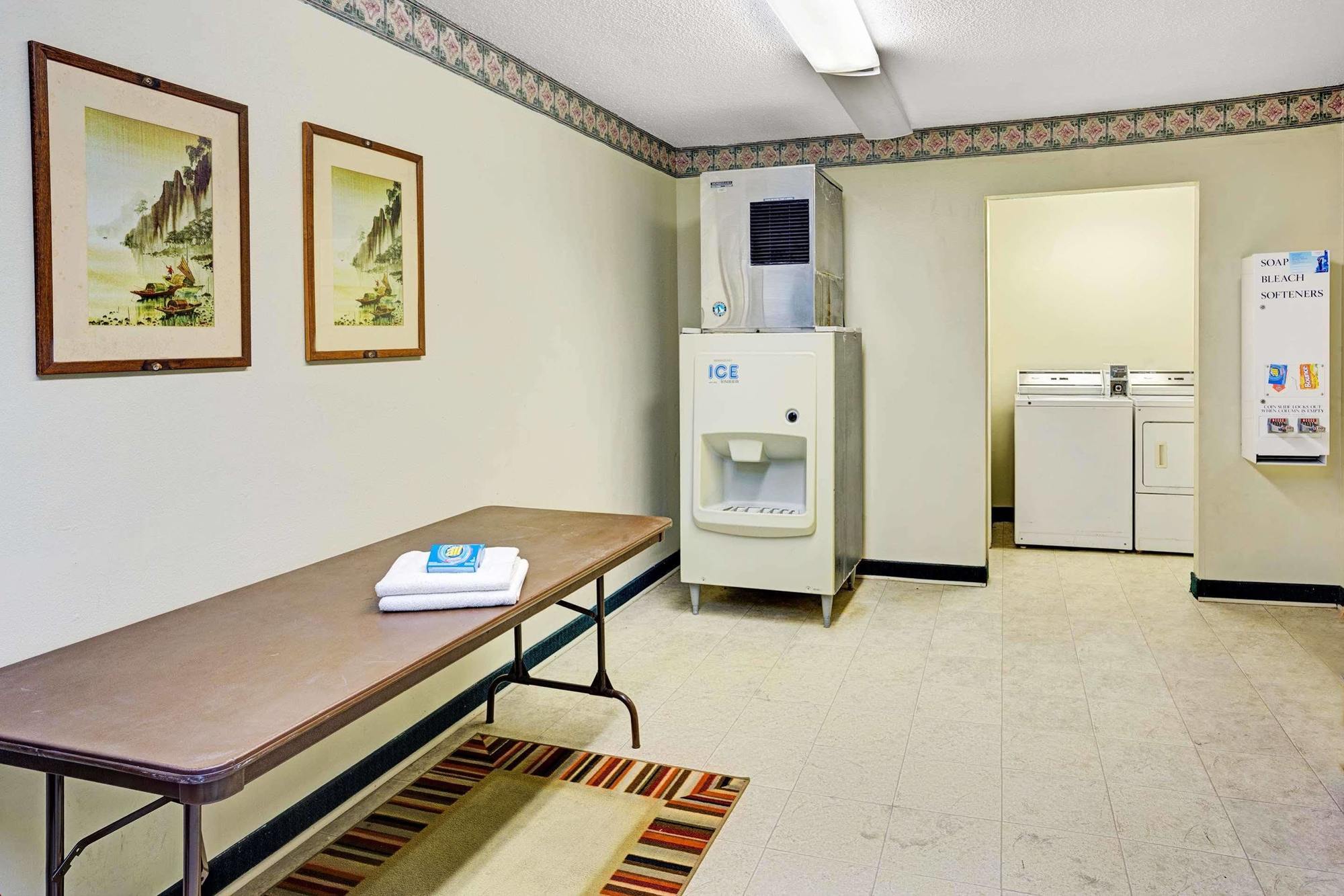 Days Inn By Wyndham Jellico - Tennessee State Line Ngoại thất bức ảnh